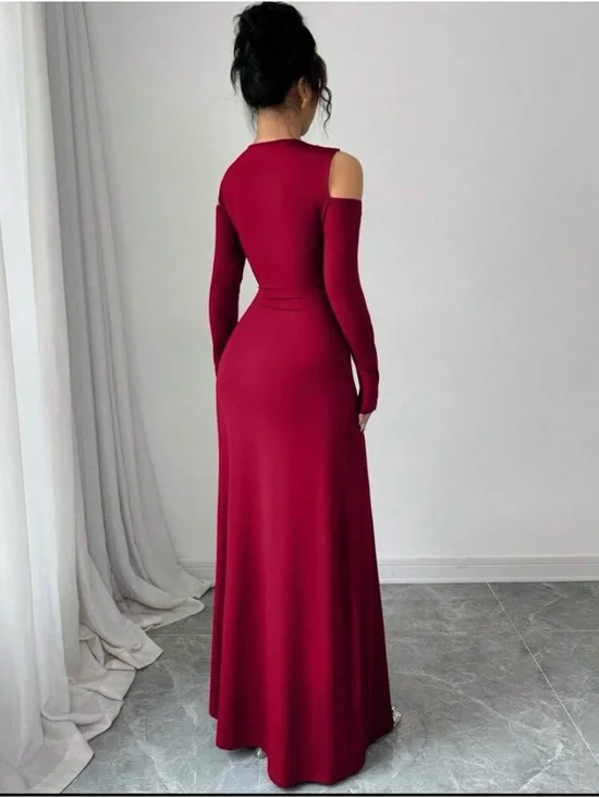 Red cold shoulder dress - Picture 2 of 2